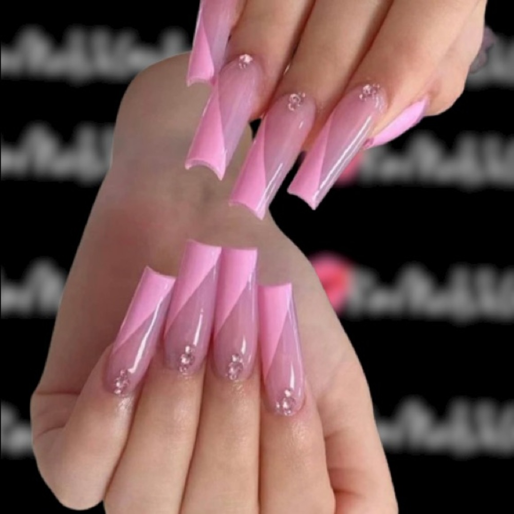 Press On Nails